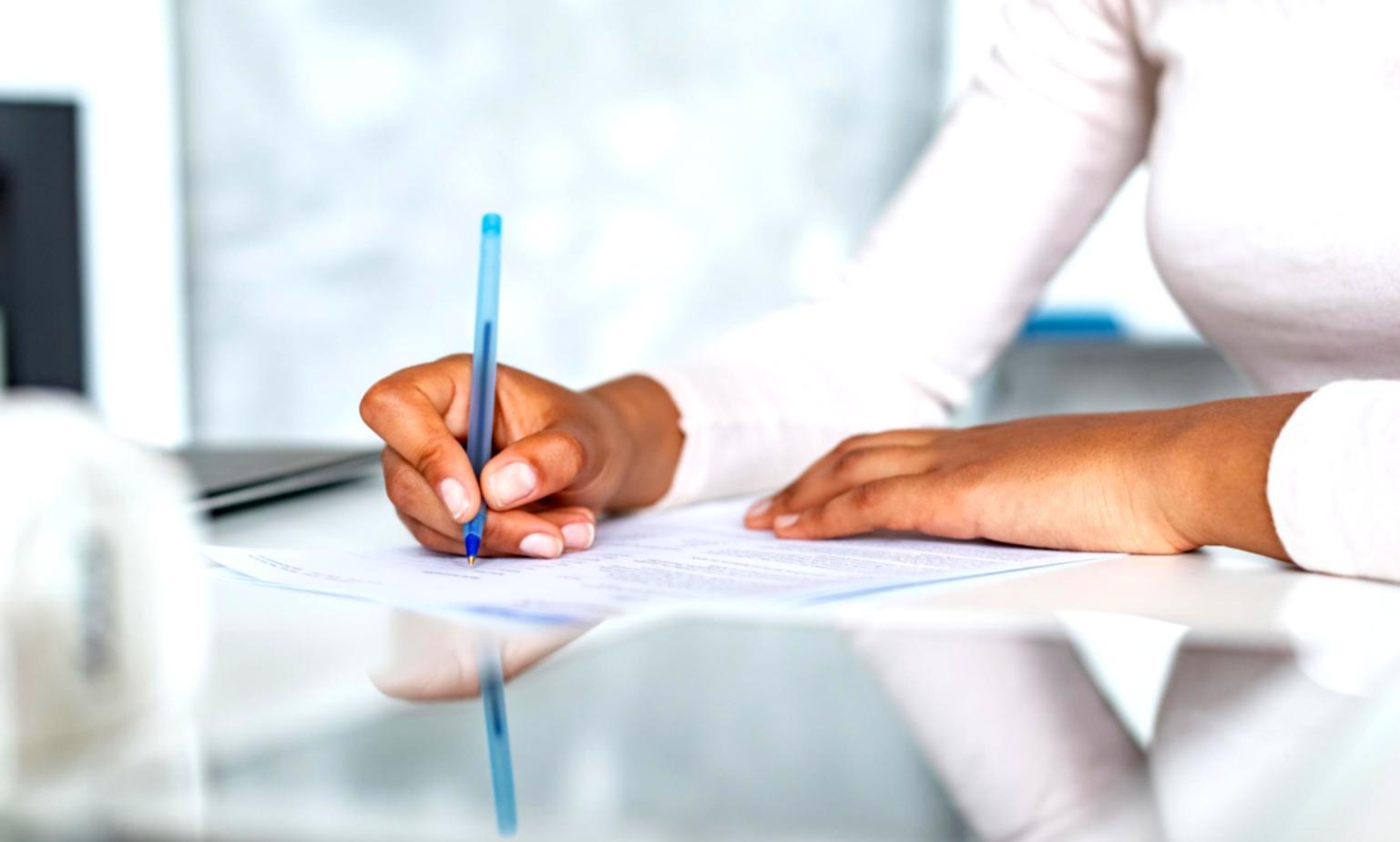 Moderne Finanzberatung mit digitalen Tools und persönlicher Betreuung